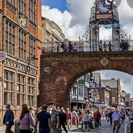 Spacious Duplex 2 Bed Apartment Central Location By Canal - Chester Uk 외부 사진
