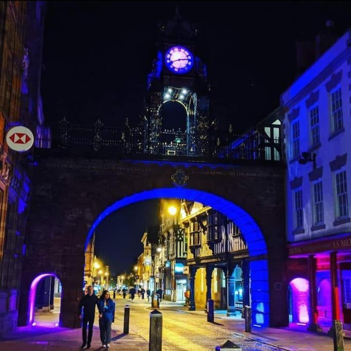 Spacious Duplex 2 Bed Apartment Central Location By Canal - Chester Uk 외부 사진